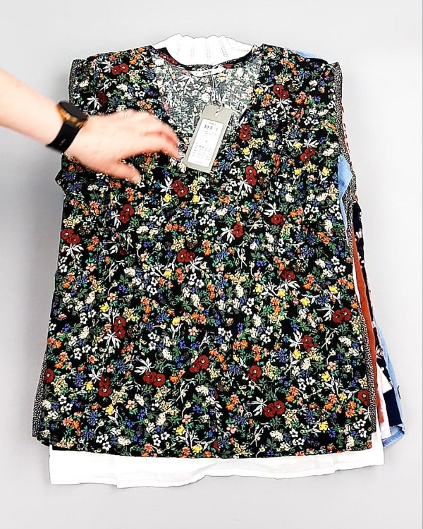 Фотография  240 - Блузки Bestseller 44#5 кг, ЛОТ №8026 оптом в Рязани и Рязанской области