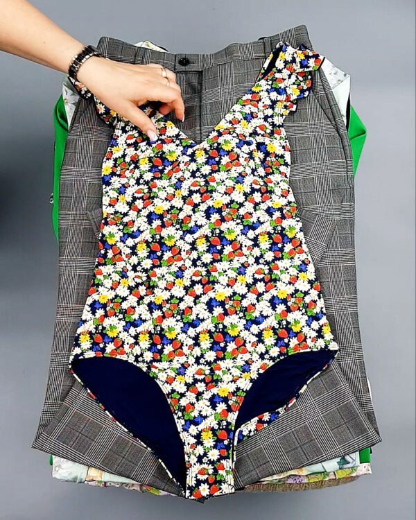 Фотография  560 - OTHER STORIES mix 06 B 035#15 кг, ЛОТ №8192 оптом в Рязани и Рязанской области