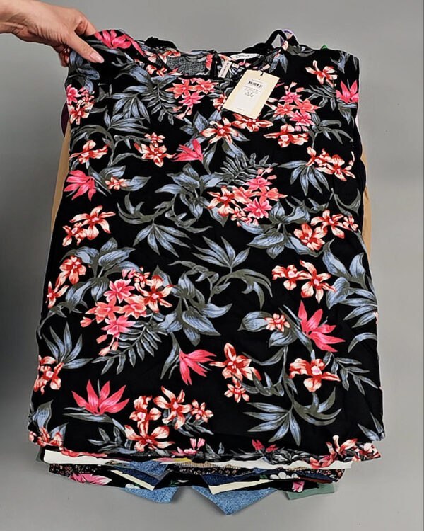 Фотография  480 - ONLY Summer mix 045#15 кг, ЛОТ №8455 оптом в Рязани и Рязанской области