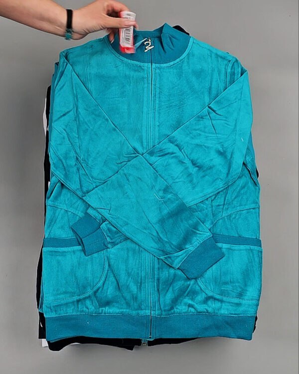 Фотография  415 - Спортивные костюмы  AD83#10 шт, ЛОТ №8639 оптом в Рязани и Рязанской области