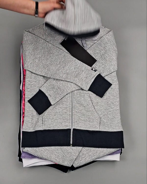 Фотография  332 - Спортивные костюмы  AD83#10 шт, ЛОТ №8638 оптом в Рязани и Рязанской области