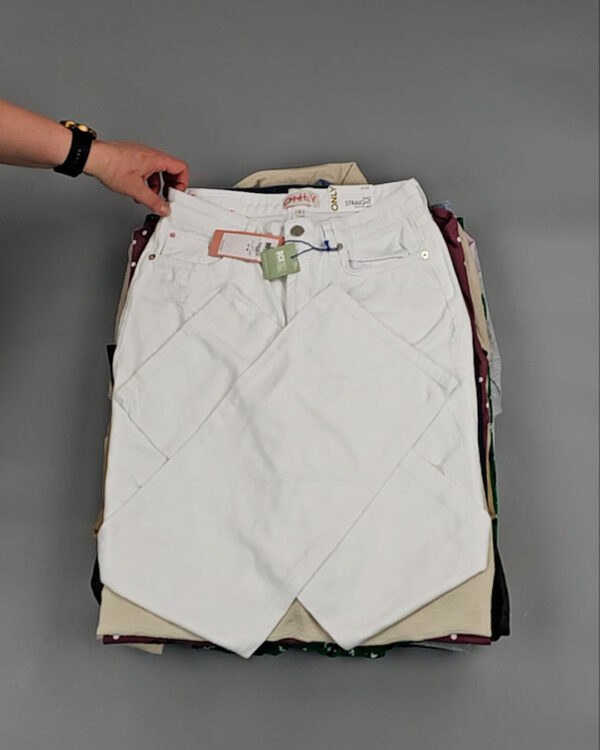 Фотография  548 - ONLY Summer mix 045#15 кг, ЛОТ №8516 оптом в Рязани и Рязанской области