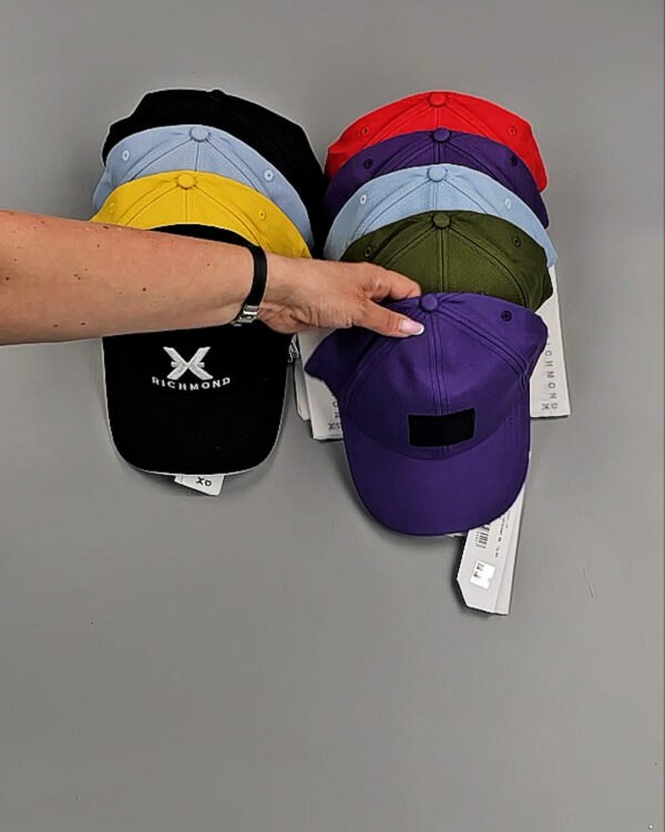 Фотография  990 - Кепки мужские C-3328 (MEN CAPS J-R/S) #20 шт оптом в Рязани и Рязанской области