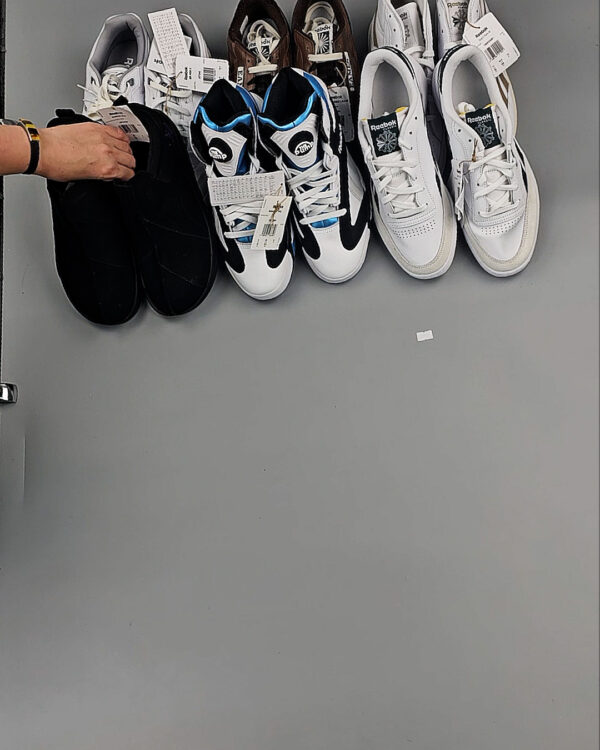 Фотография  432 - Кроссовки Reebok#23 шт, ЛОТ №8896 оптом в Рязани и Рязанской области