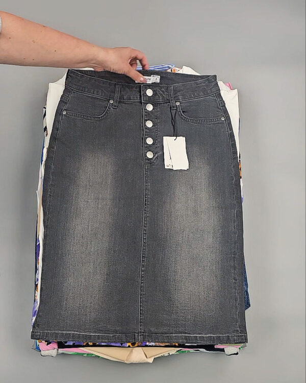 Фотография  606 - B.YOUNG Summer mix 045#17 кг оптом в Рязани и Рязанской области