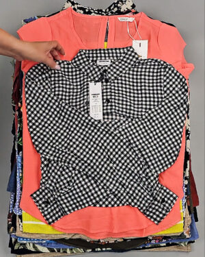 Фотография  808 - Блузки+Джемпера Bestseller Summer 045 B#8,5 кг, ЛОТ №9041 оптом в Рязани и Рязанской области