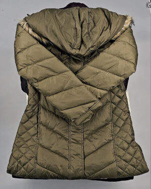 Фотография  826 - Верхняя одежда женская CAN 104#15 кг, ЛОТ СТ-9353 оптом в Рязани и Рязанской области