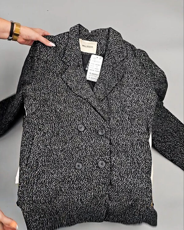 Фотография  690 - Верхняя одежда Корея 085#15 кг оптом в Рязани и Рязанской области