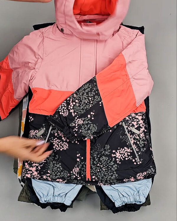 Фотография  831 - Верхняя одежда TCM kids 074#7 кг оптом в Рязани и Рязанской области