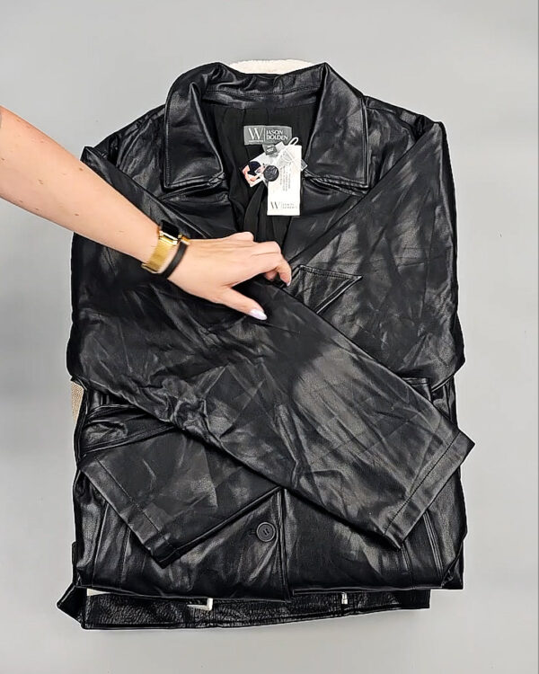 Фотография  880 - Ветровки женские CAN 104#11,5 кг, ЛОТ СТ-9402 оптом в Рязани и Рязанской области