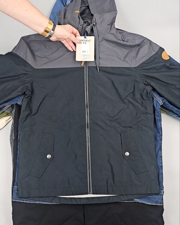 Фотография  479 - Ветровки BLEND HE + 075#10 кг, ЛОТ СТ-9569 оптом в Рязани и Рязанской области