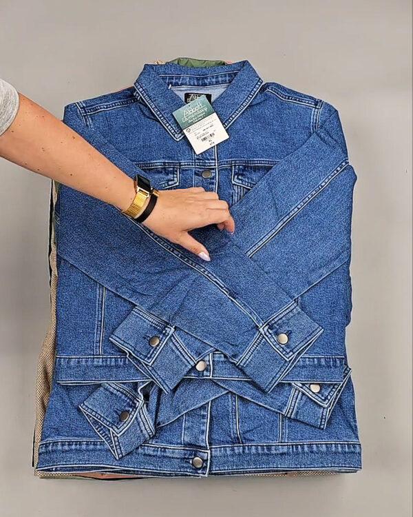 Фотография  589 - Ветровки женские CAN 104#12 кг оптом в Рязани и Рязанской области