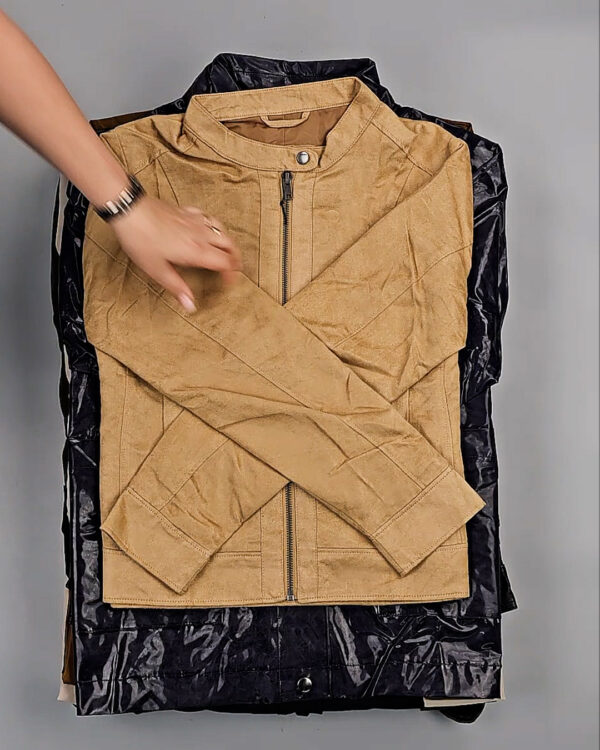 Фотография  707 - Ветровки Bestseller+DK 035#10 кг, ЛОТ СТ-9396 оптом в Рязани и Рязанской области