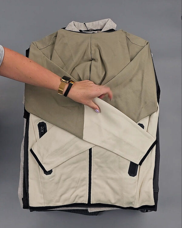 Фотография  764 - Мужской зимний микс JACK JONES, 20 кг, ЛОТ № СТ-9446 оптом в Рязани и Рязанской области