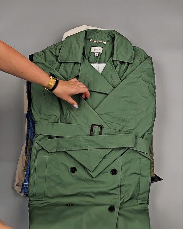 Фотография  115 - Ветровки женские CAN 104#12,4 кг, ЛОТ СТ-9403 оптом в Рязани и Рязанской области