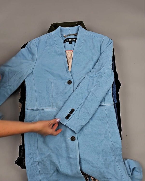 Фотография  691 - Ветровки женские CAN 104#11,5 кг, ЛОТ СТ-9402 оптом в Рязани и Рязанской области