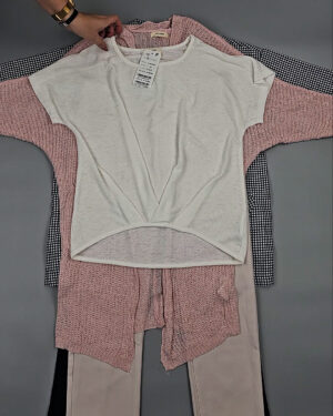 Фотография 713 - Комплекты жен Корея 085#5 кг, ЛОТ СТ-9574 оптом в Рязани и Рязанской области