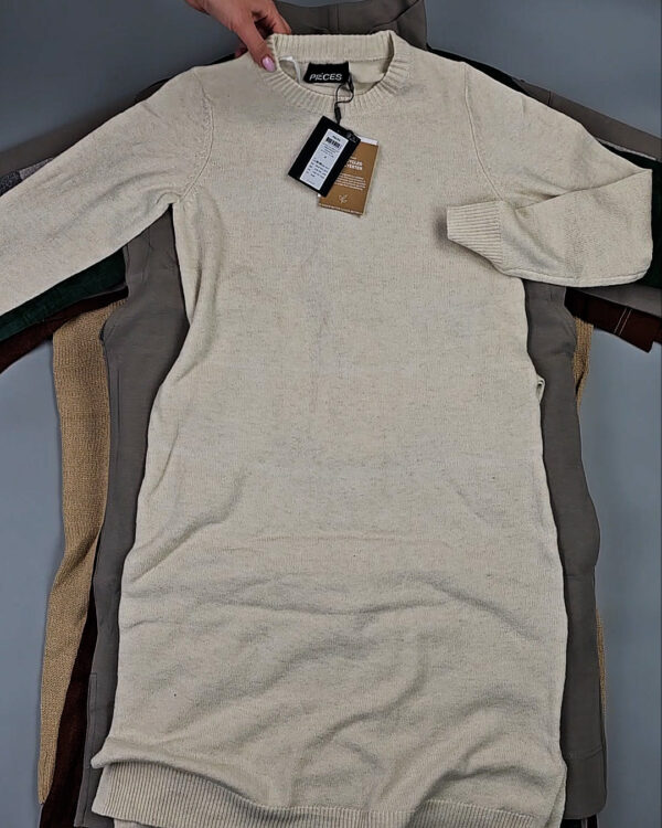 Фотография  361 - Платья Bestseller+DK Winter 035#7 кг, ЛОТ СТ-9916 оптом в Рязани и Рязанской области