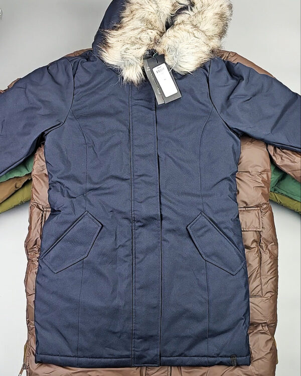 Фотография  250 - Куртки BESTSELLER зима 045#10 кг, ЛОТ СТ-9834 оптом в Рязани и Рязанской области