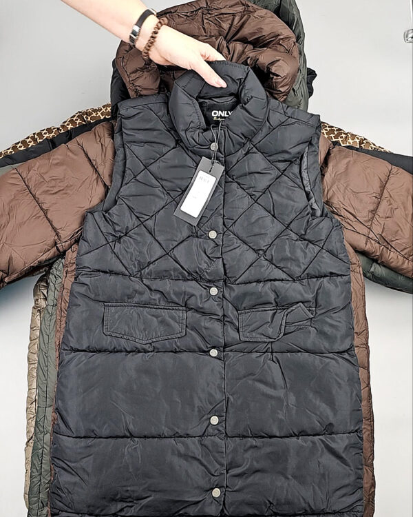 Фотография  240 - Верхняя одежда BESTSELLER Дания#10 кг, ЛОТ СТ-9709 оптом в Рязани и Рязанской области