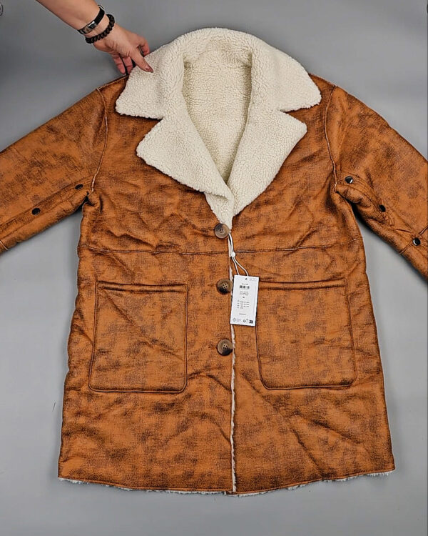 Фотография  632 - Верхняя одежда VILA 104#10 кг оптом в Рязани и Рязанской области