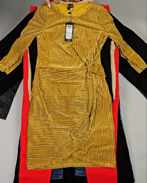 Фотография  913 - DK+Bestseller 085#16 кг, ЛОТ СТ-9952 оптом в Рязани и Рязанской области