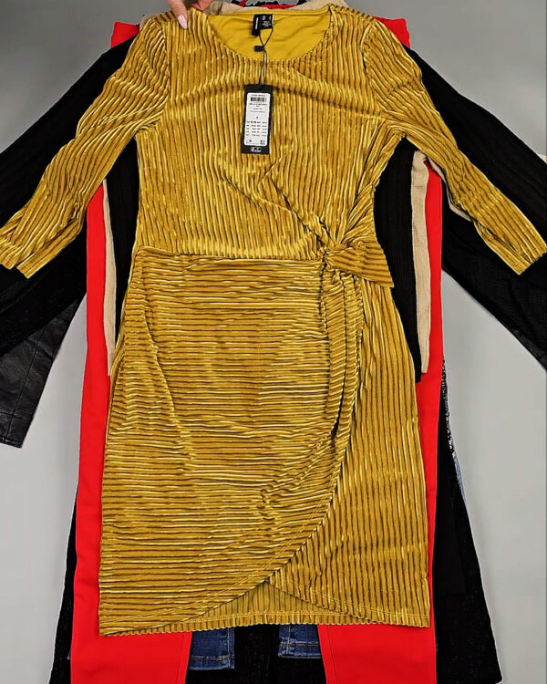 Фотография  605 - DK+Bestseller 085#16 кг, ЛОТ СТ-9952 оптом в Рязани и Рязанской области