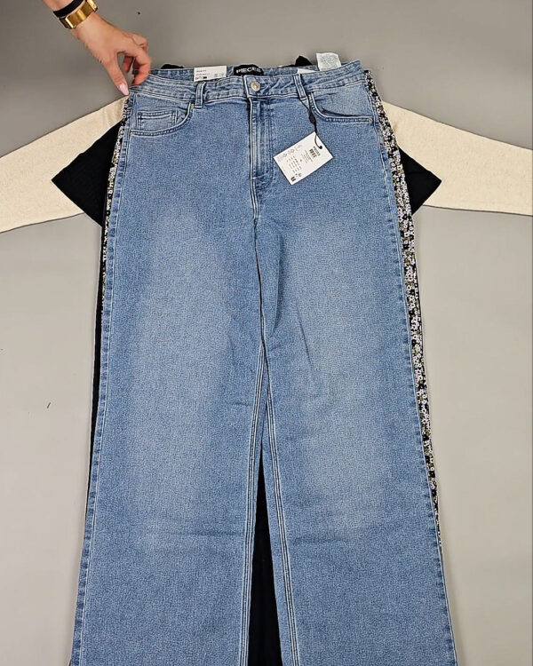 Фотография  222 - DK+Bestseller 085#16 кг, ЛОТ СТ-9952 оптом в Рязани и Рязанской области