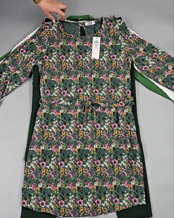 Фотография  823 - DK+Bestseller 085#16 кг, ЛОТ СТ-9951 оптом в Рязани и Рязанской области