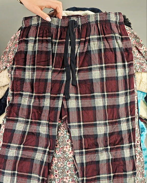 Фотография  375 - Халаты+пижамы флис Англия (SLEEPWEAR PREMIUM)#20 кг, ЛОТ СХ-0290 оптом в Рязани и Рязанской области