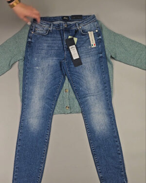 Фотография  812 - DK+Bestseller Winter mix 064#9,2 кг, ЛОТ СТ-10090 оптом в Рязани и Рязанской области