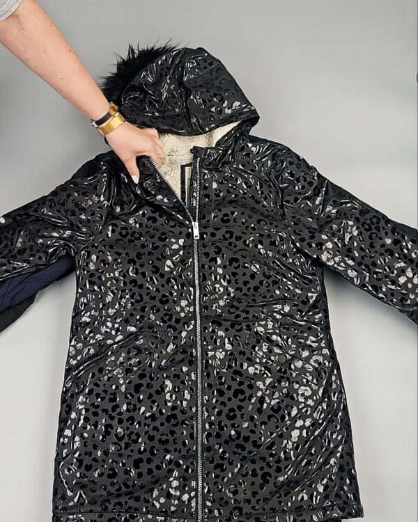 Фотография  781 - Куртки детские (Children Anoraks)#11 кг, ЛОТ СХ-0281 оптом в Рязани и Рязанской области